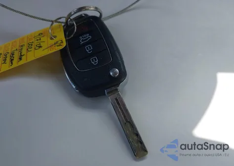 2021 Hyundai Tucson Se z USA, uszkodzony, nr VIN KM8J2CA40MU369694